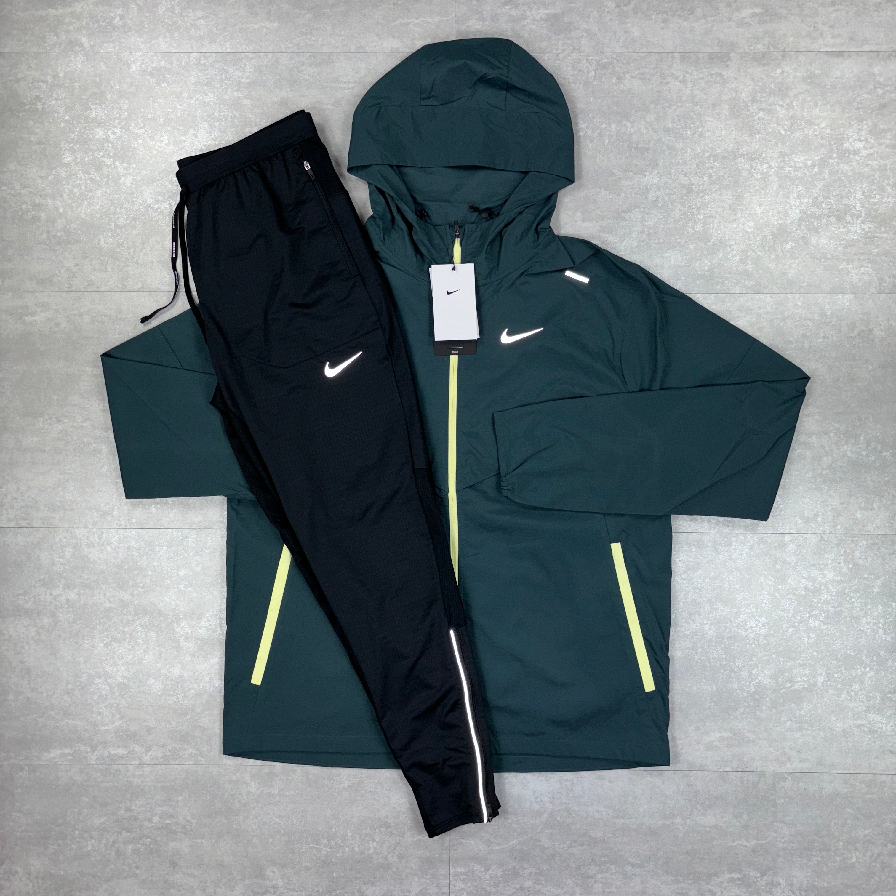 UV Windbreaker Deep Jungle & Black Phenom Pants-OSI