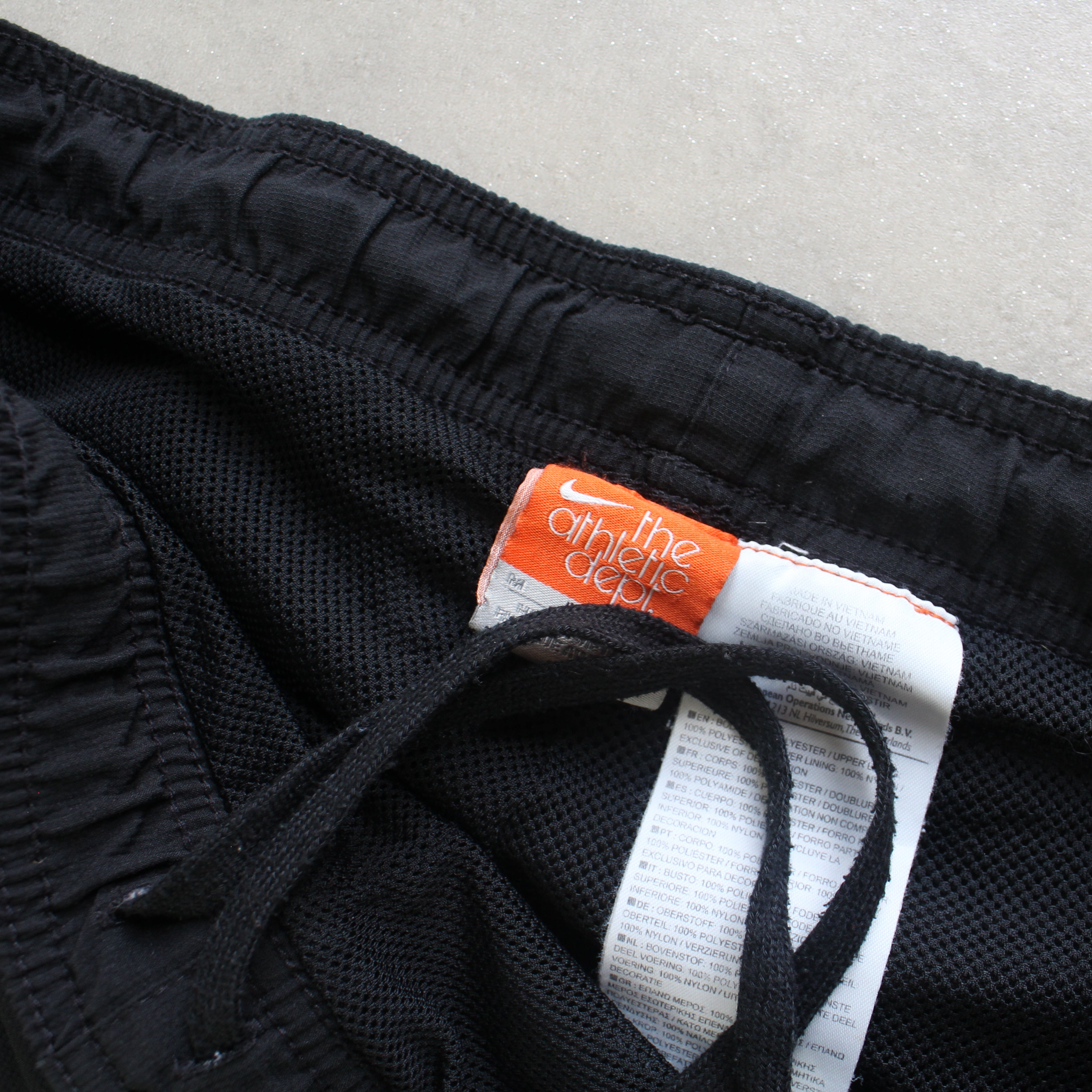 RARE 2000s Trackpants Black-OSI