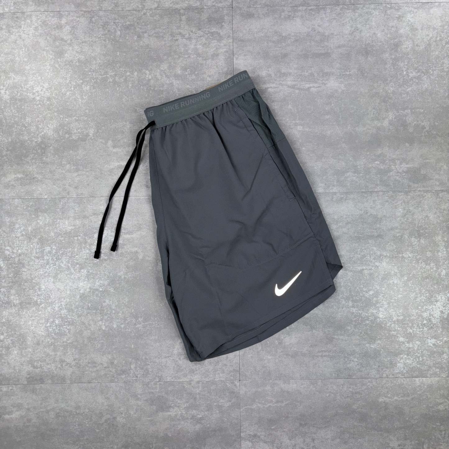 White Windbreaker Set & Grey Flex Strides Shorts Set-OSI