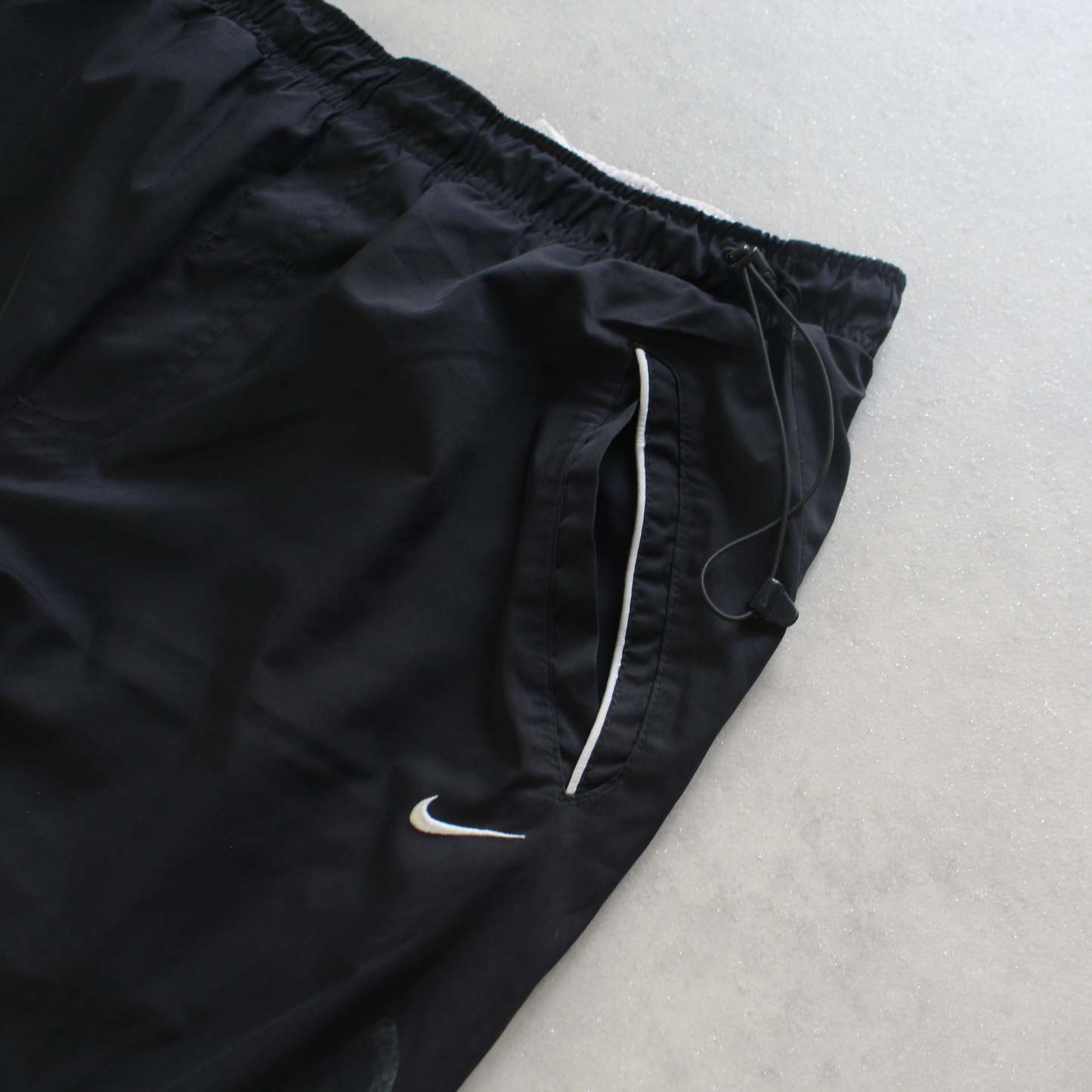 RARE 2000s Trackpants Black-OSI