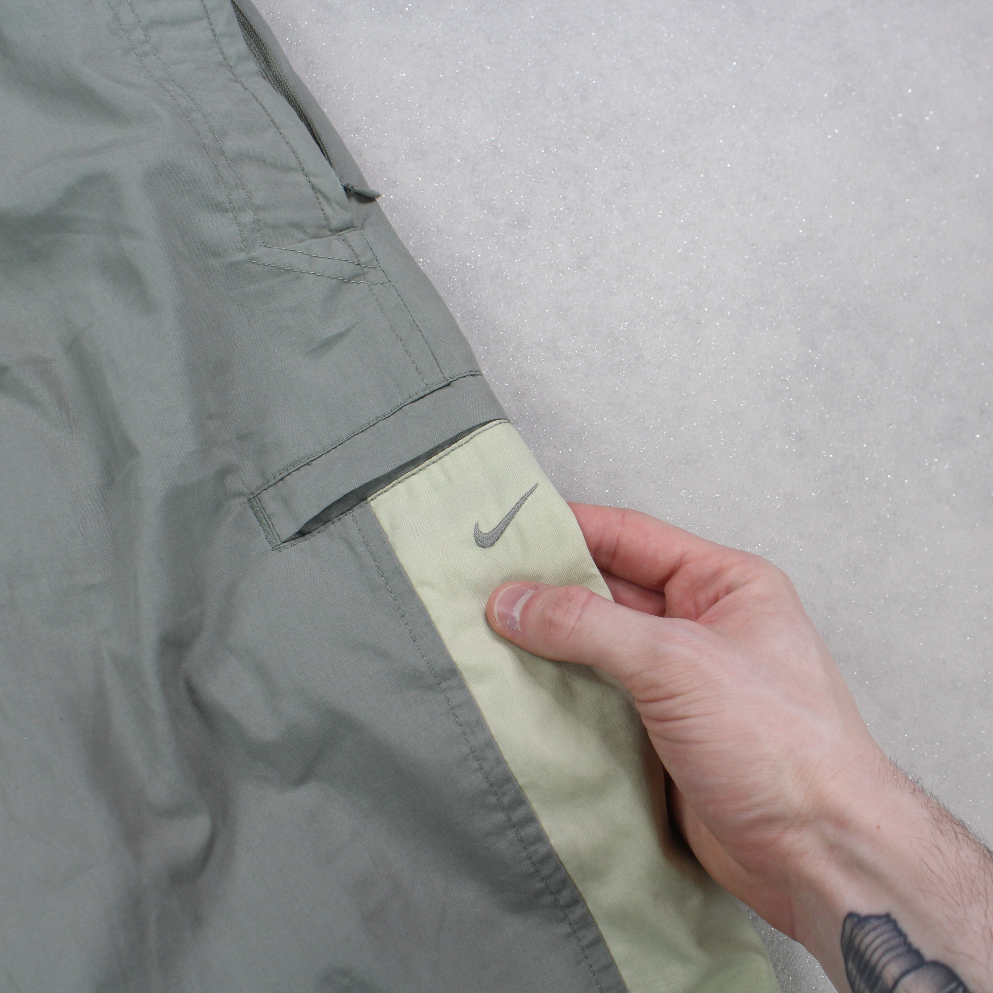 RARE 2000s Trackpants Green-OSI