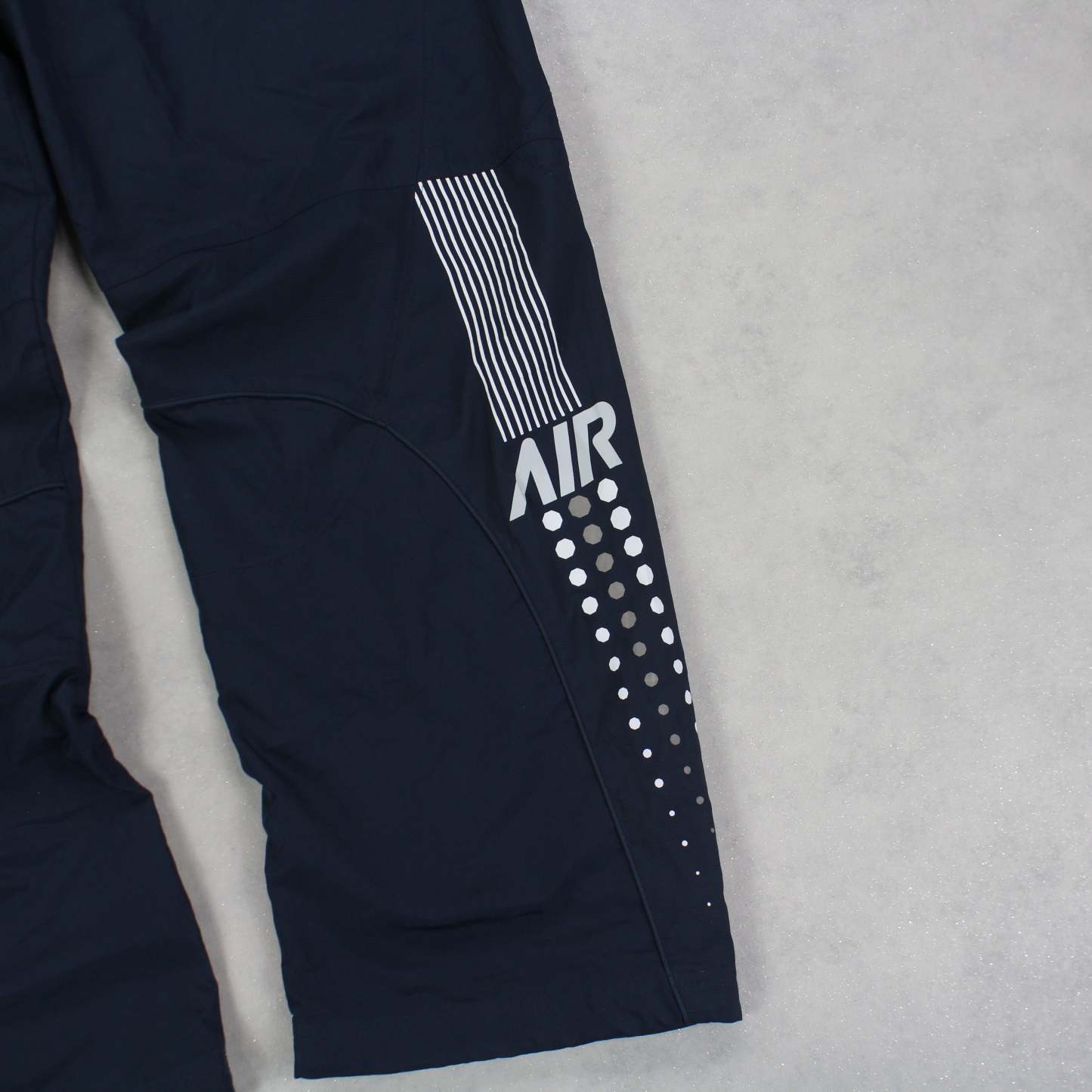RARE 2000s Air Trackpants Navy-OSI