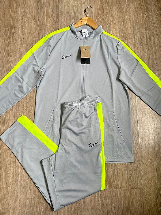 Conjunto  Academy Dri-FIT Reliquia-OSI