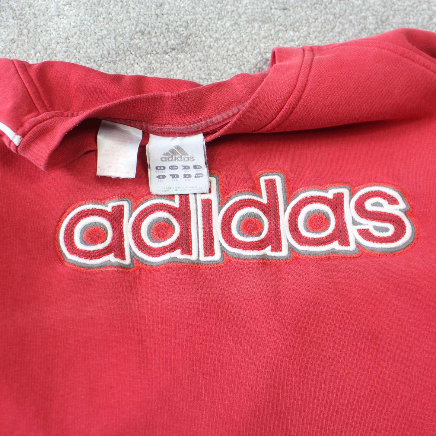 RARE 2000s  Sweatshirt Red-OSI