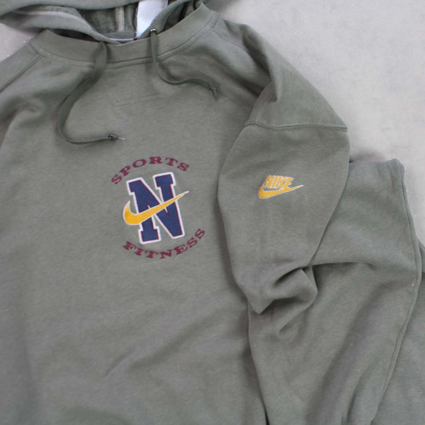 RARE 1990s  Sports & Fitness Hoodie Green-OSI