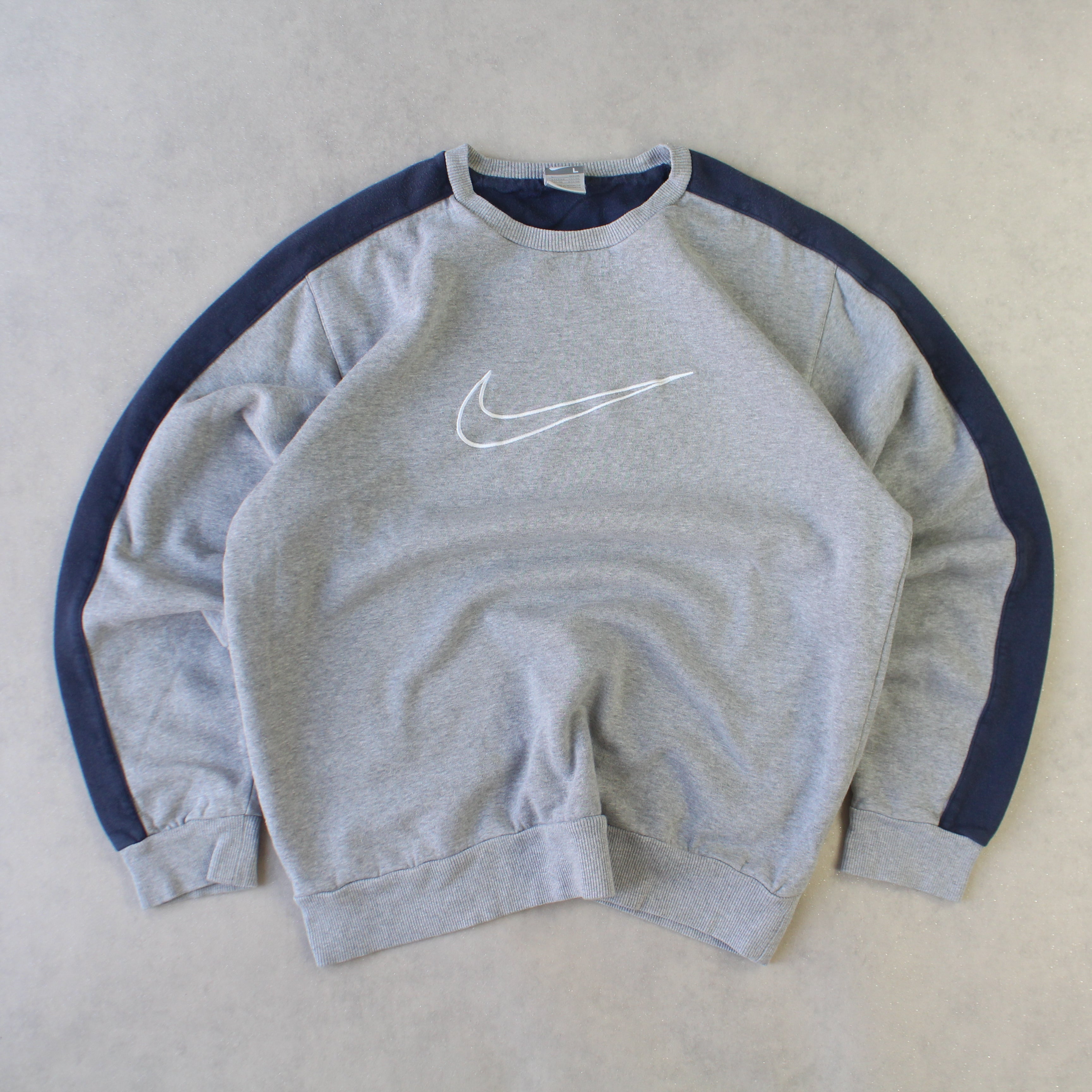 RARE 2000s  Sweatshirt Grey-OSI