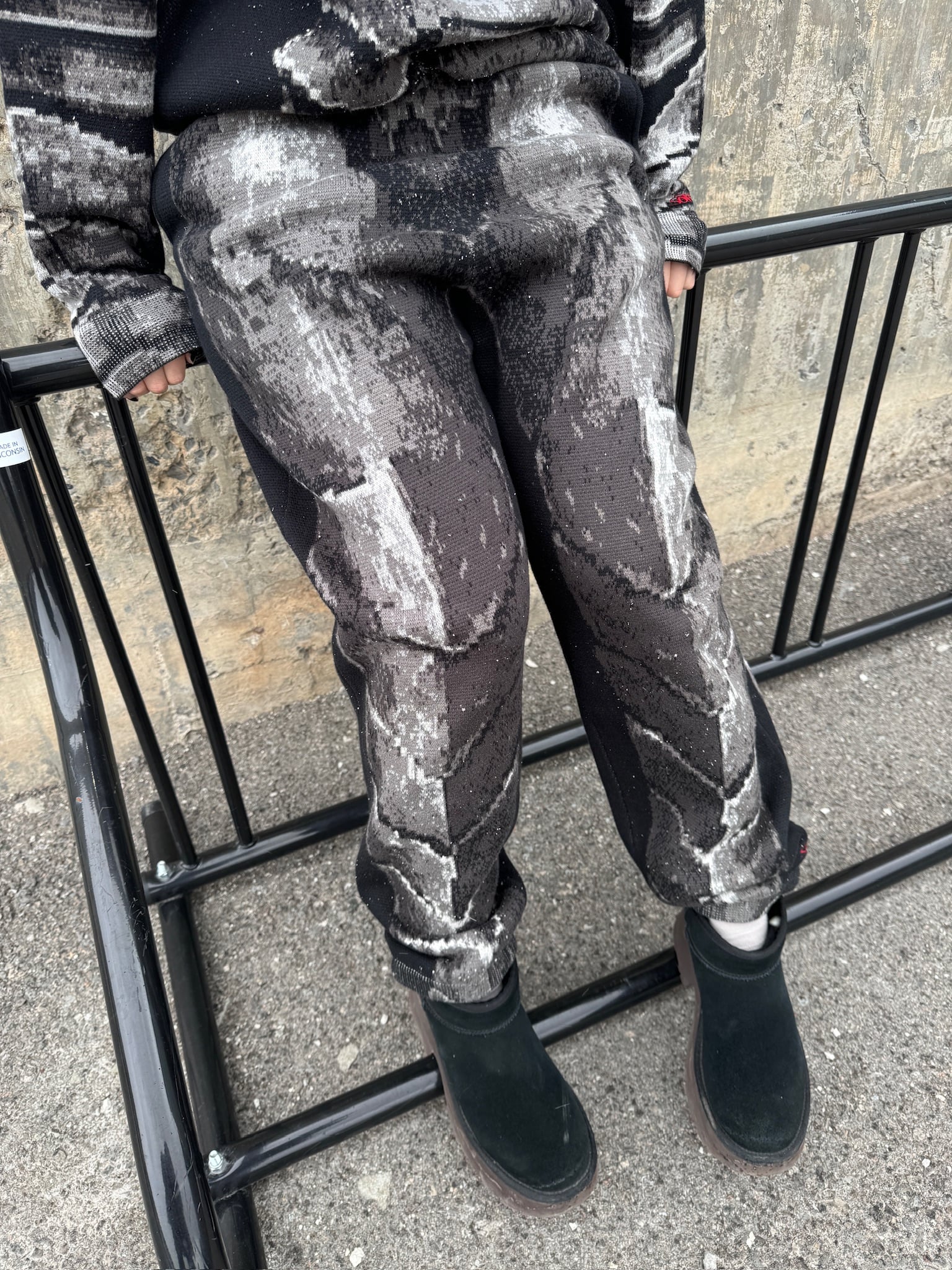 "WARRIOR" Sweatpants-OSI