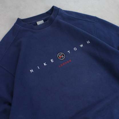 SUPER RARE 2000s  Town Sweatshirt Navy-OSI