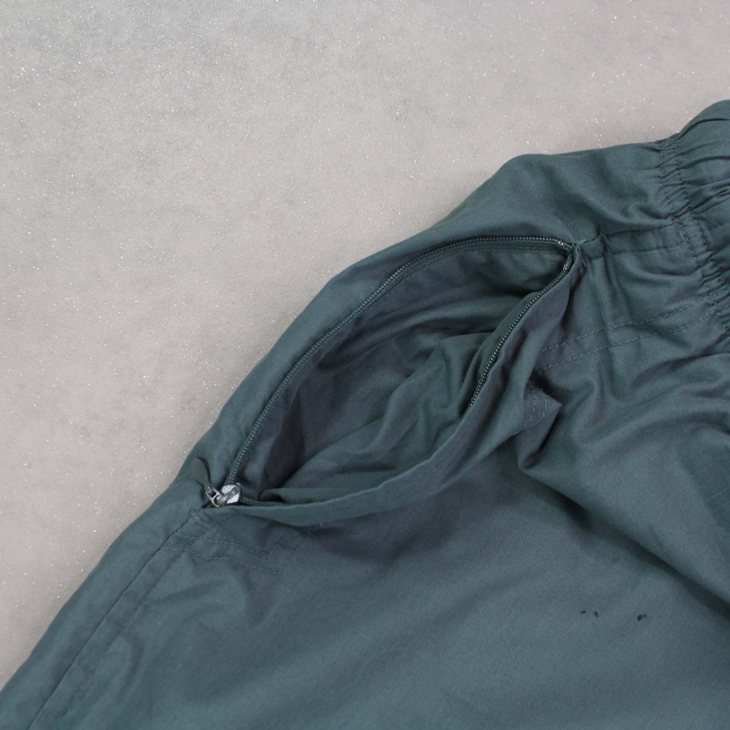 RARE 2000s Trackpants Green-OSI