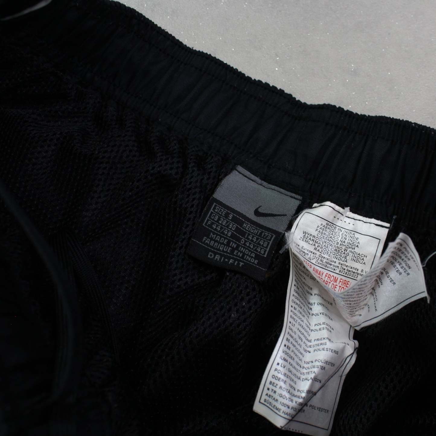 RARE 2000s Trackpants Black-OSI