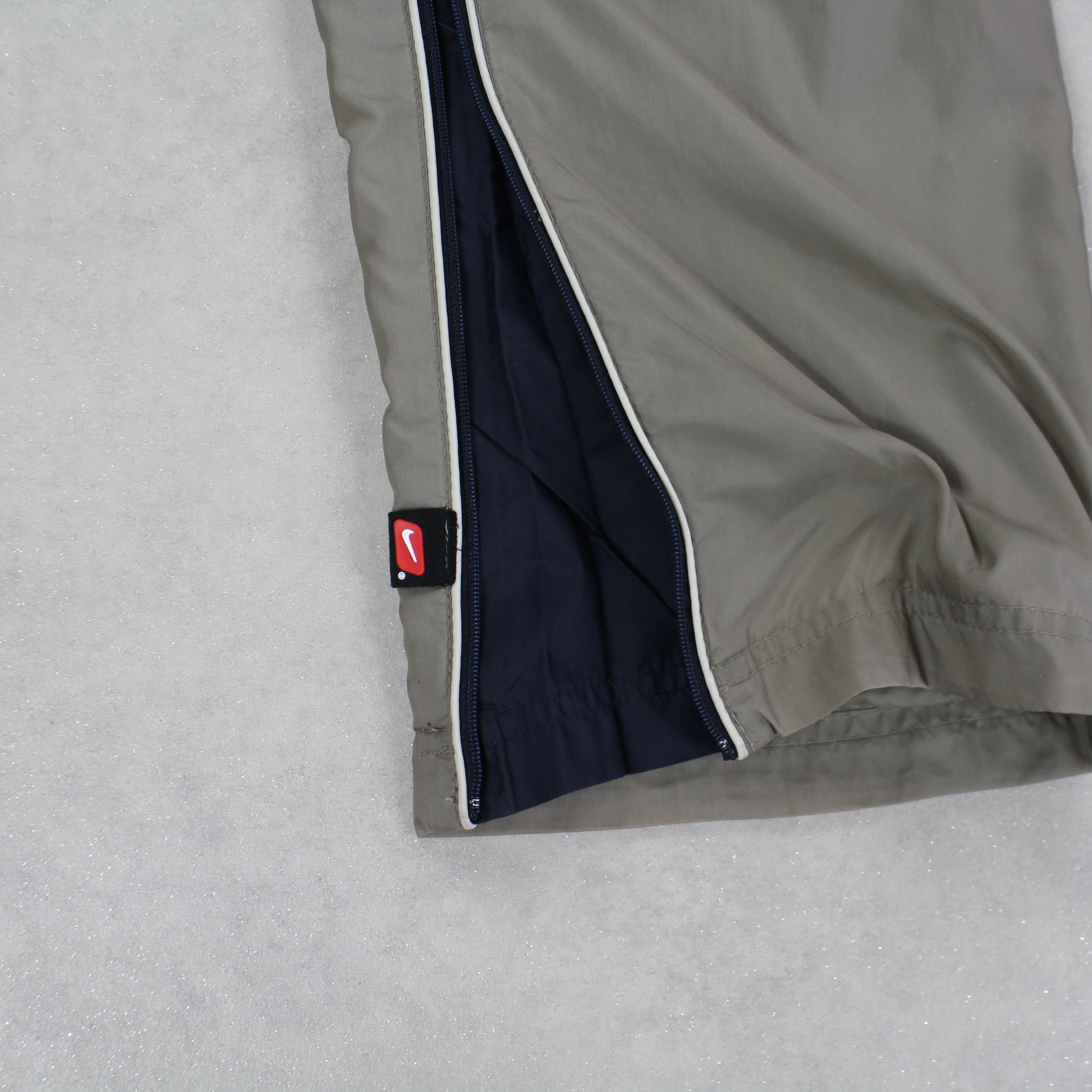 RARE 2000s Trackpants Green-OSI