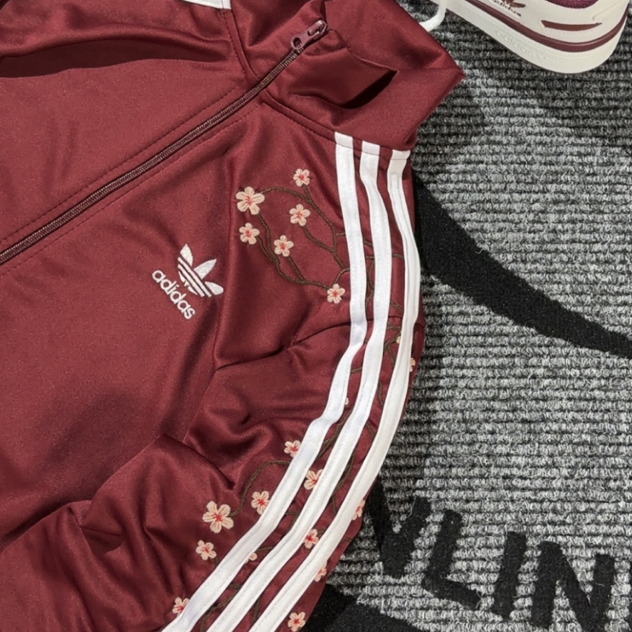 Chinese cherry blossom zip-up jacket