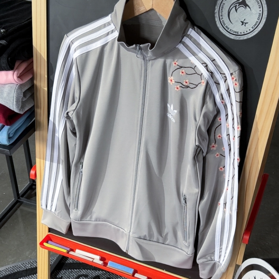 Chinese cherry blossom zip-up jacket