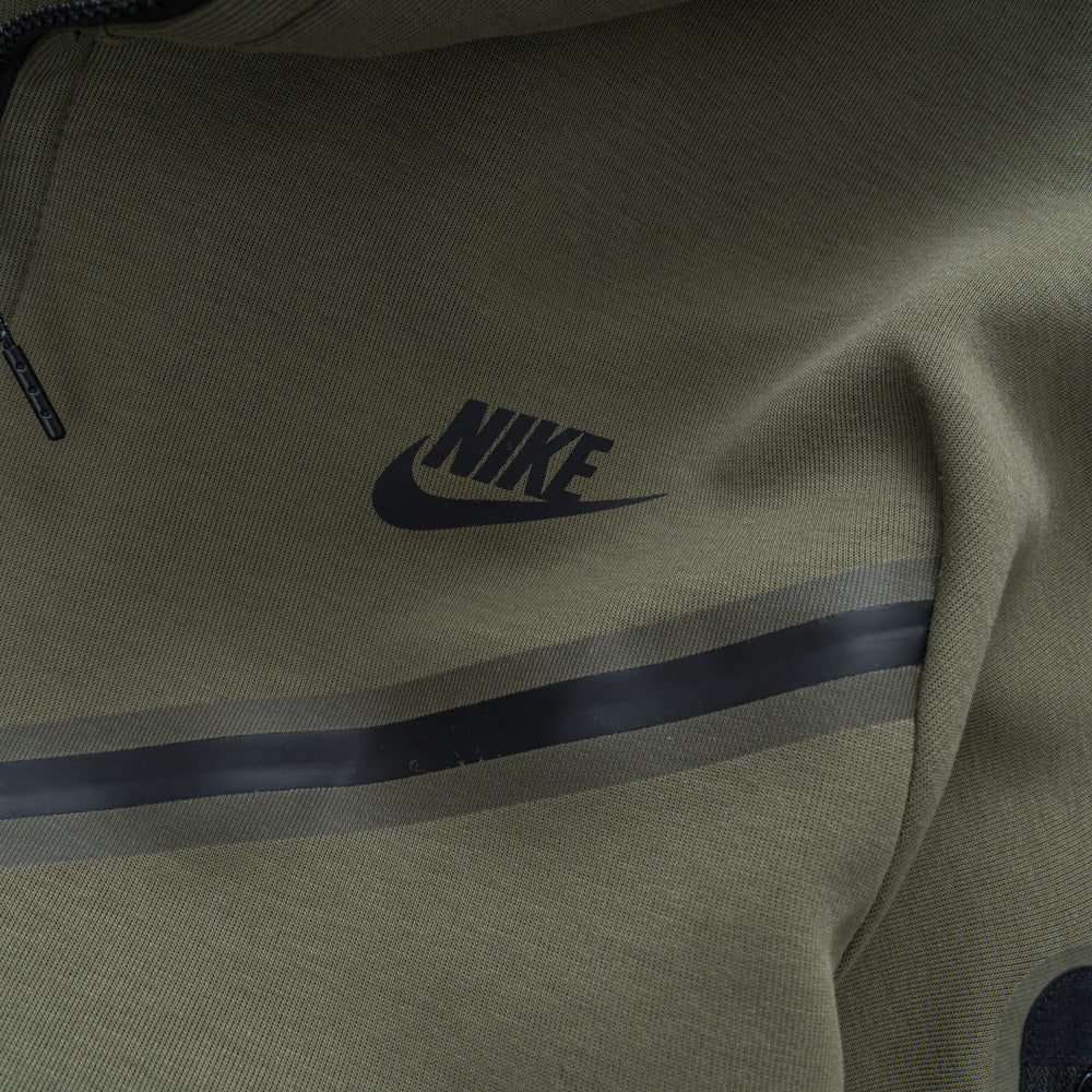 Conjunto  Tech Fleece-OSI