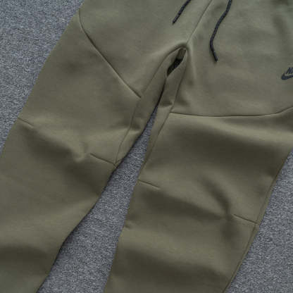 Conjunto  Tech Fleece-OSI