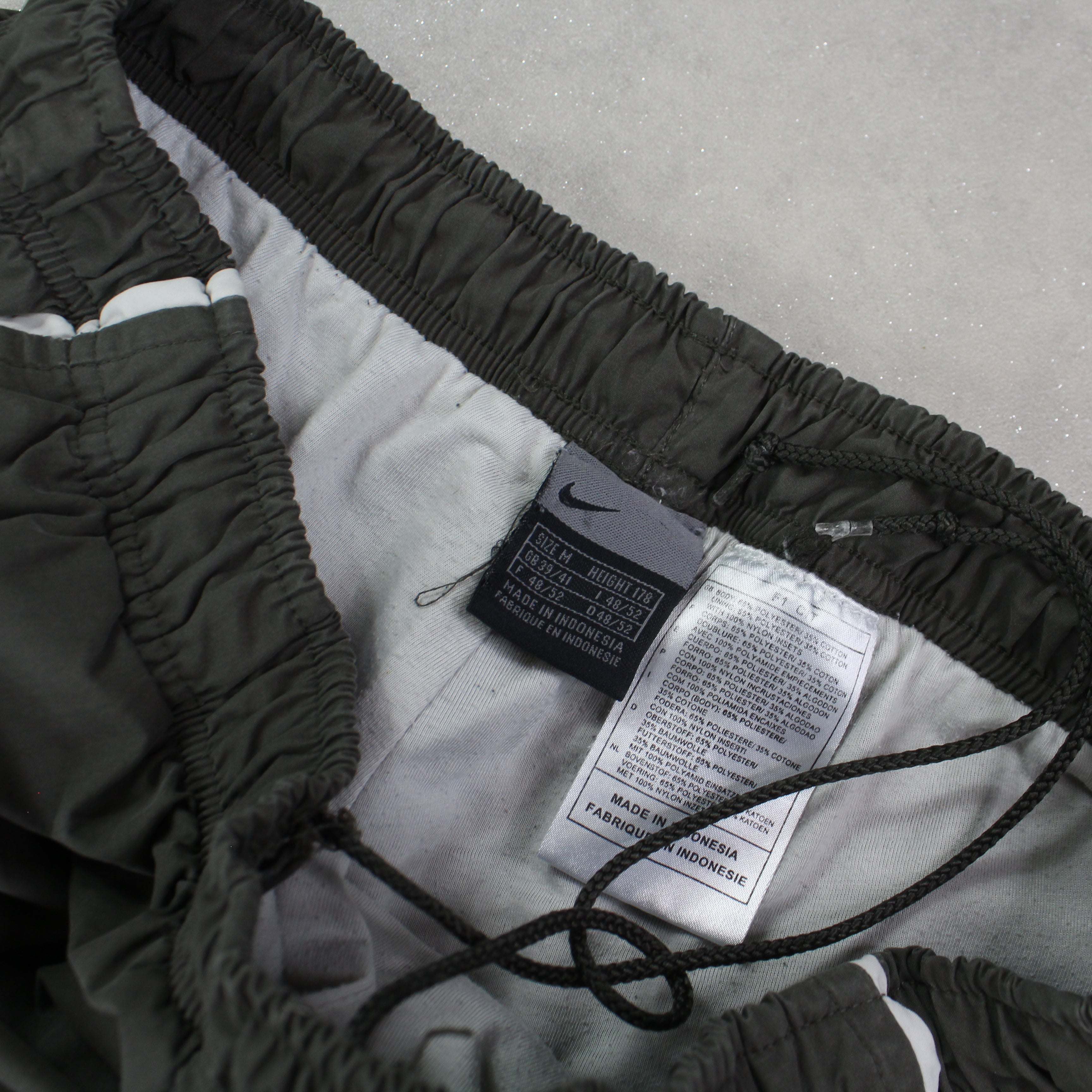 RARE 00s Trackpants Green-OSI