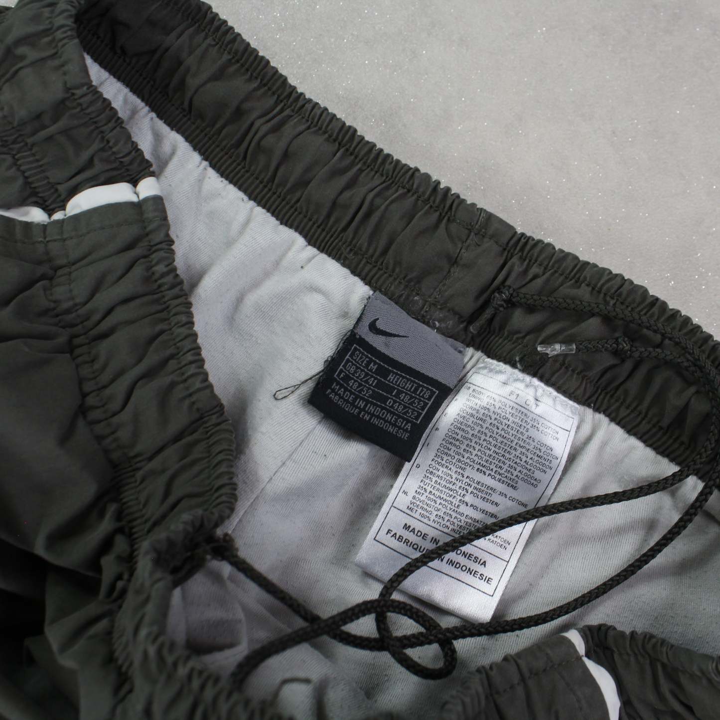 RARE 00s Trackpants Green-OSI
