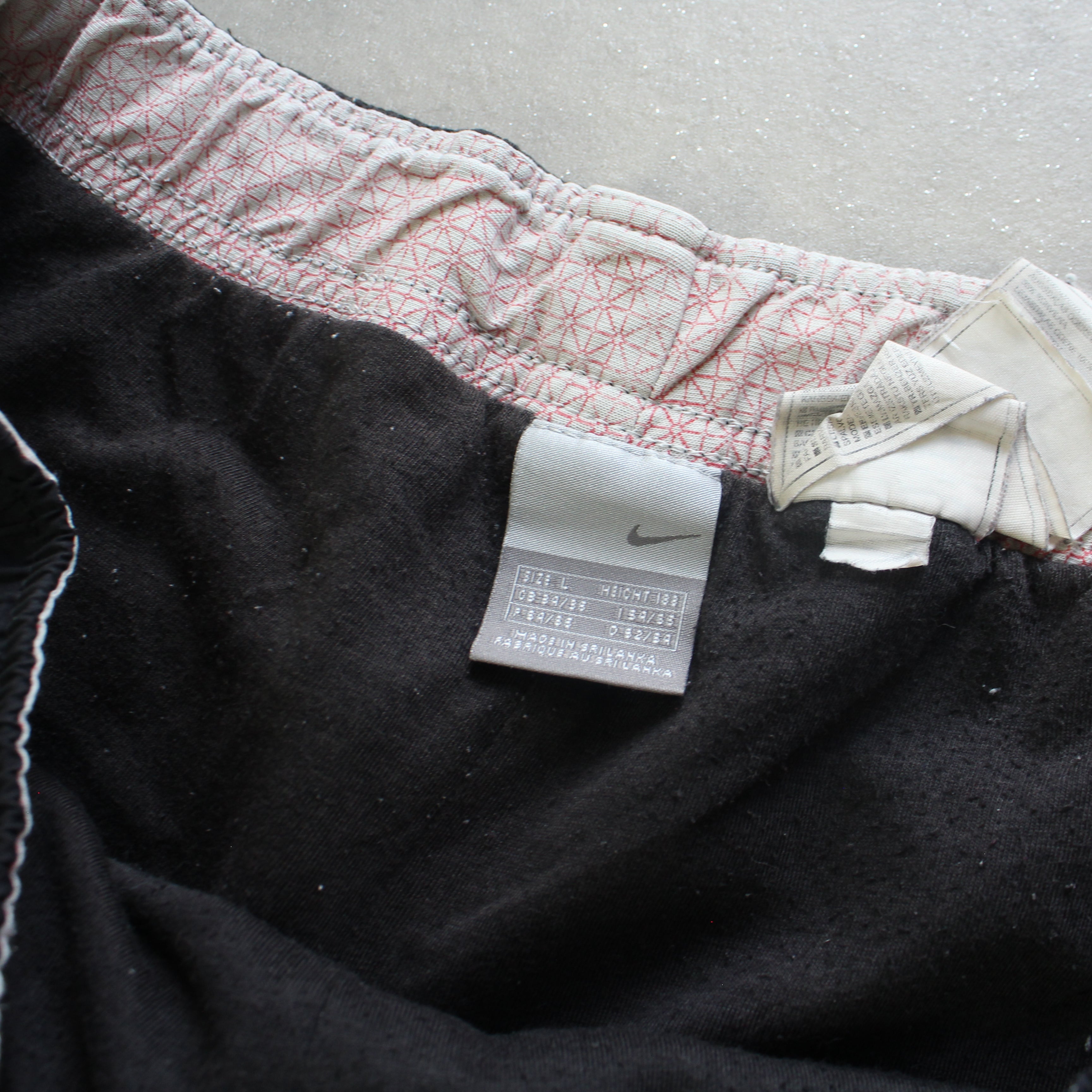RARE 2000s Trackpants Black-OSI