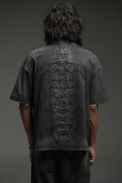 "CENTIPEDE" WASHED TEE-OSI