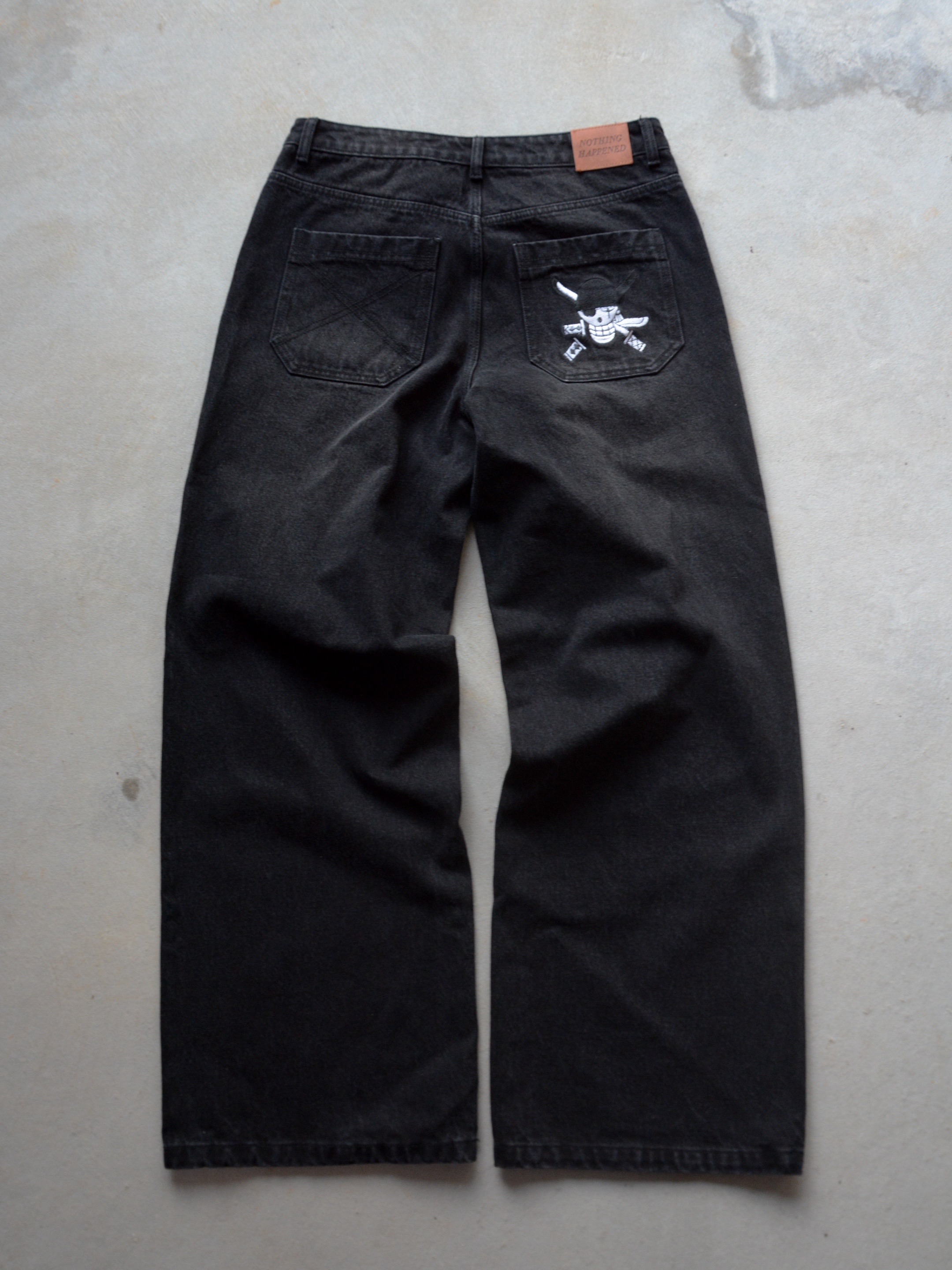 ZORO "NOTHING HAPPENED" JEANS + GIFT KEY-HANGER-OSI