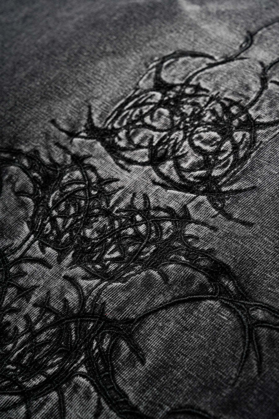 "CENTIPEDE" WASHED TEE-OSI