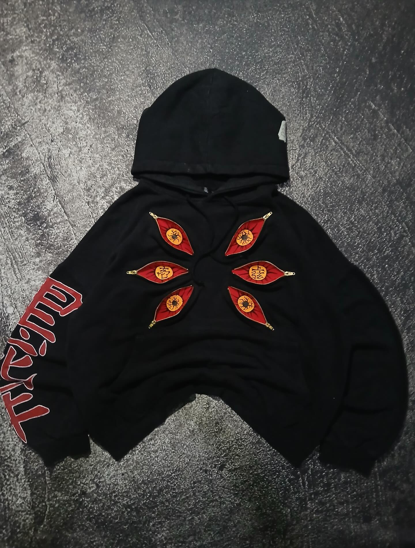 SIX EYES "KOKUSHIBO" HOODIE-OSI