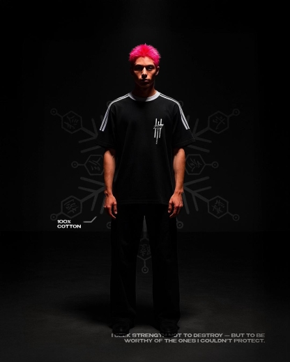 AKAZA TEE-OSI