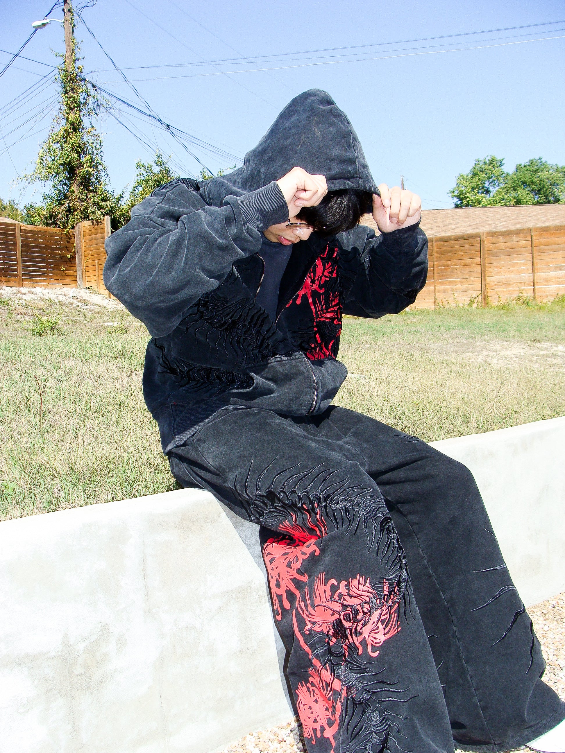 CENTIPEDE SWEATS-OSI