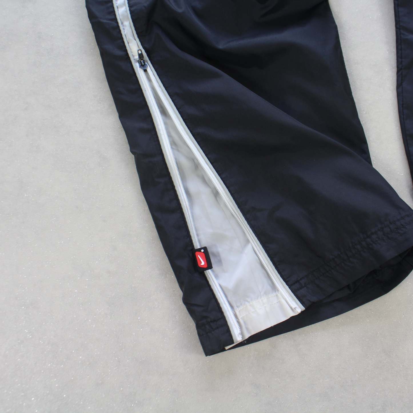 RARE 2000s Trackpants Black-OSI
