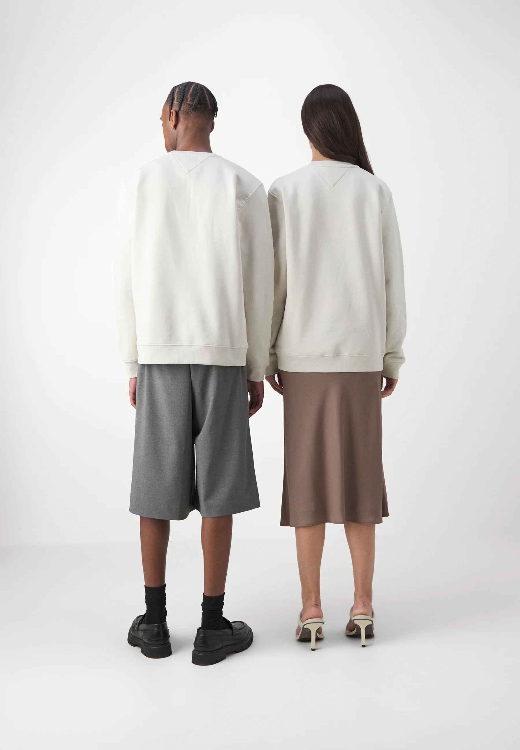 Basic Unisex Sweatshirt-OSI