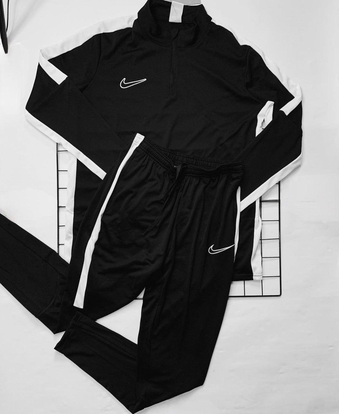 Conjunto  Academy-OSI