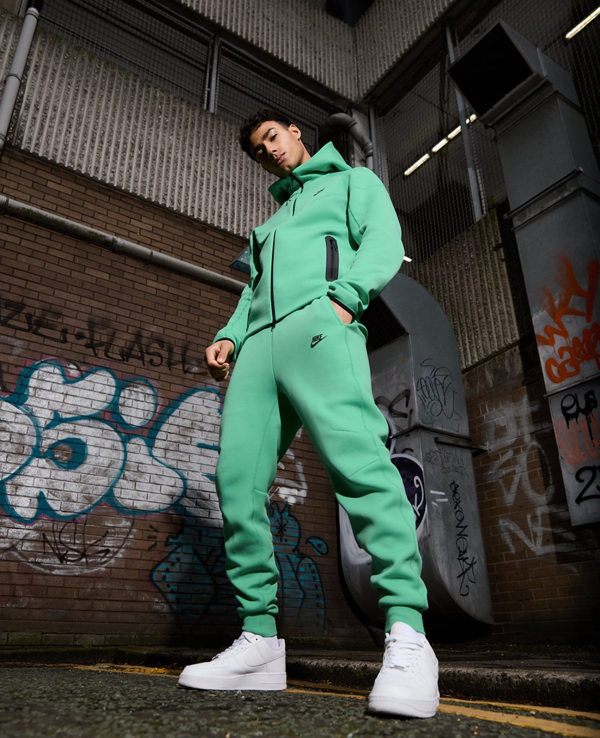 Conjunto  Tech Fleece Verde-OSI