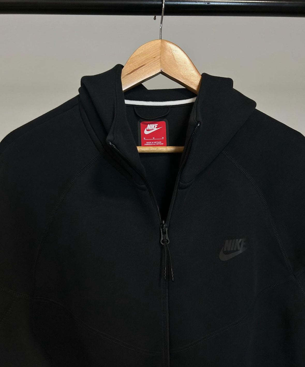 Conjunto  Tech Fleece Preto-OSI