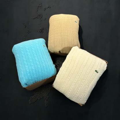 LACOSTE VINTAGE MYSTERY BOX (3 SWEATER)-OSI