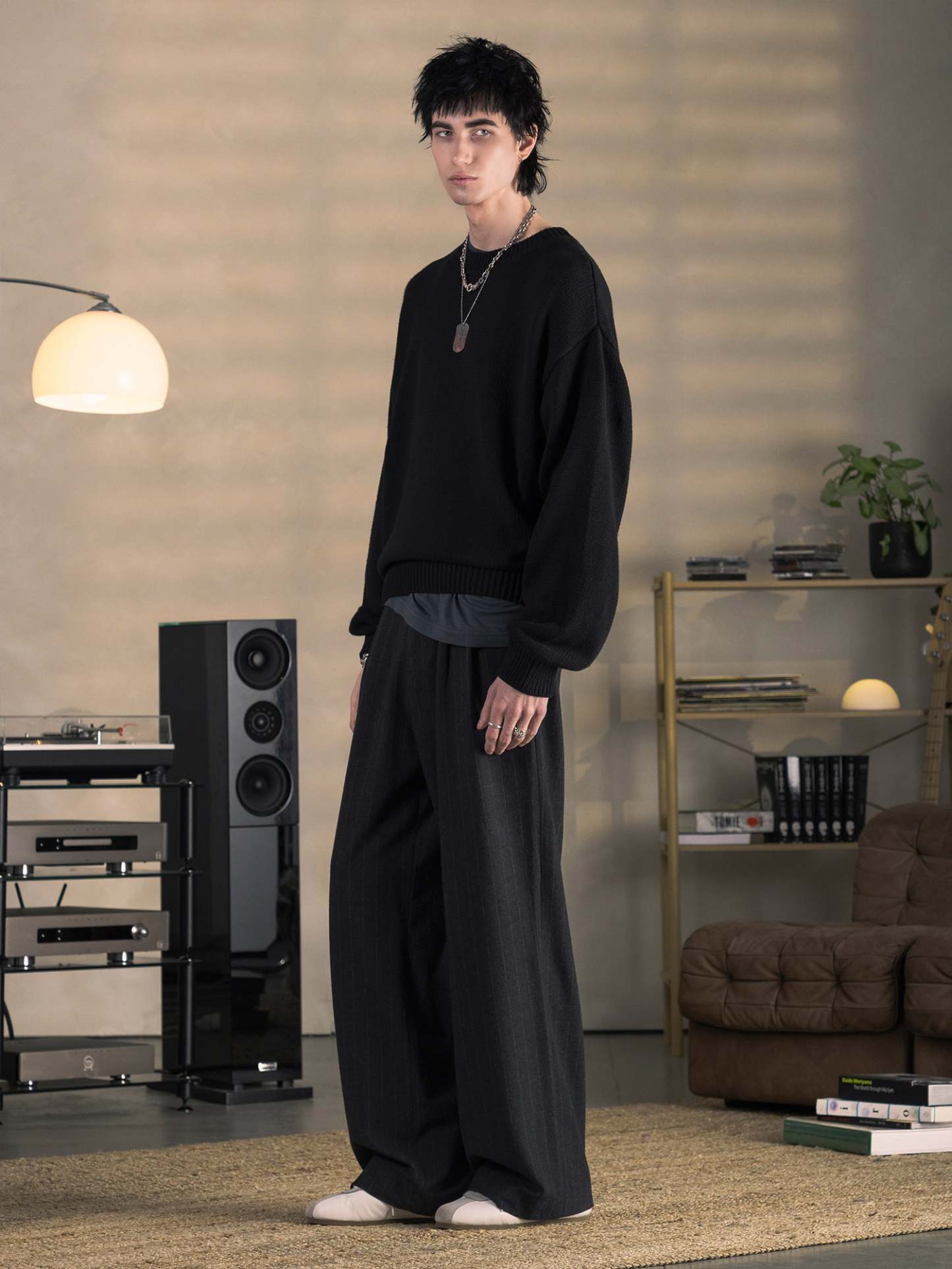 PINSTRIPE PLEATED PANTS - BLACK-OSI