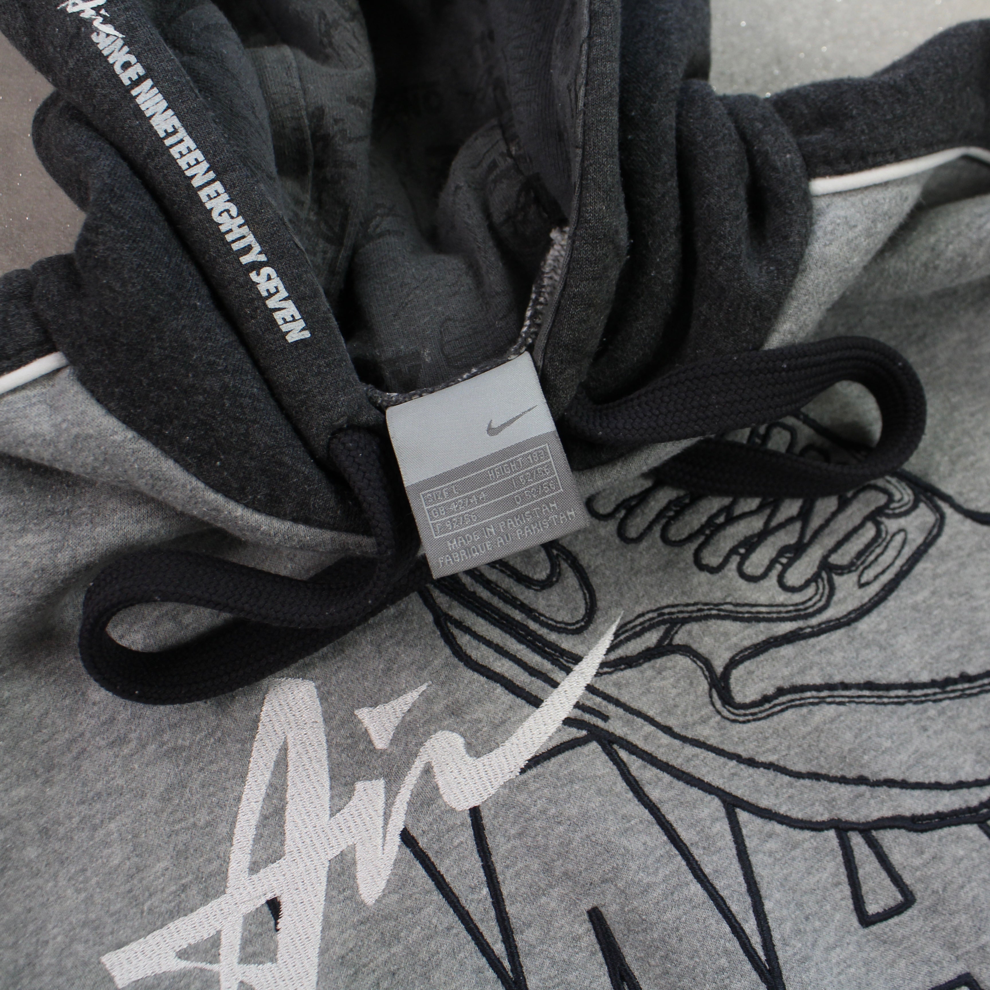 SUPER RARE 2000s  Hoodie Grey-OSI
