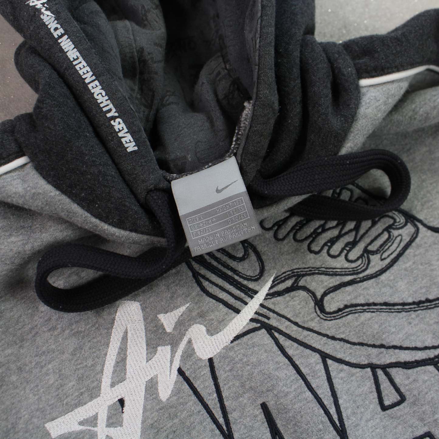 SUPER RARE 2000s  Hoodie Grey-OSI