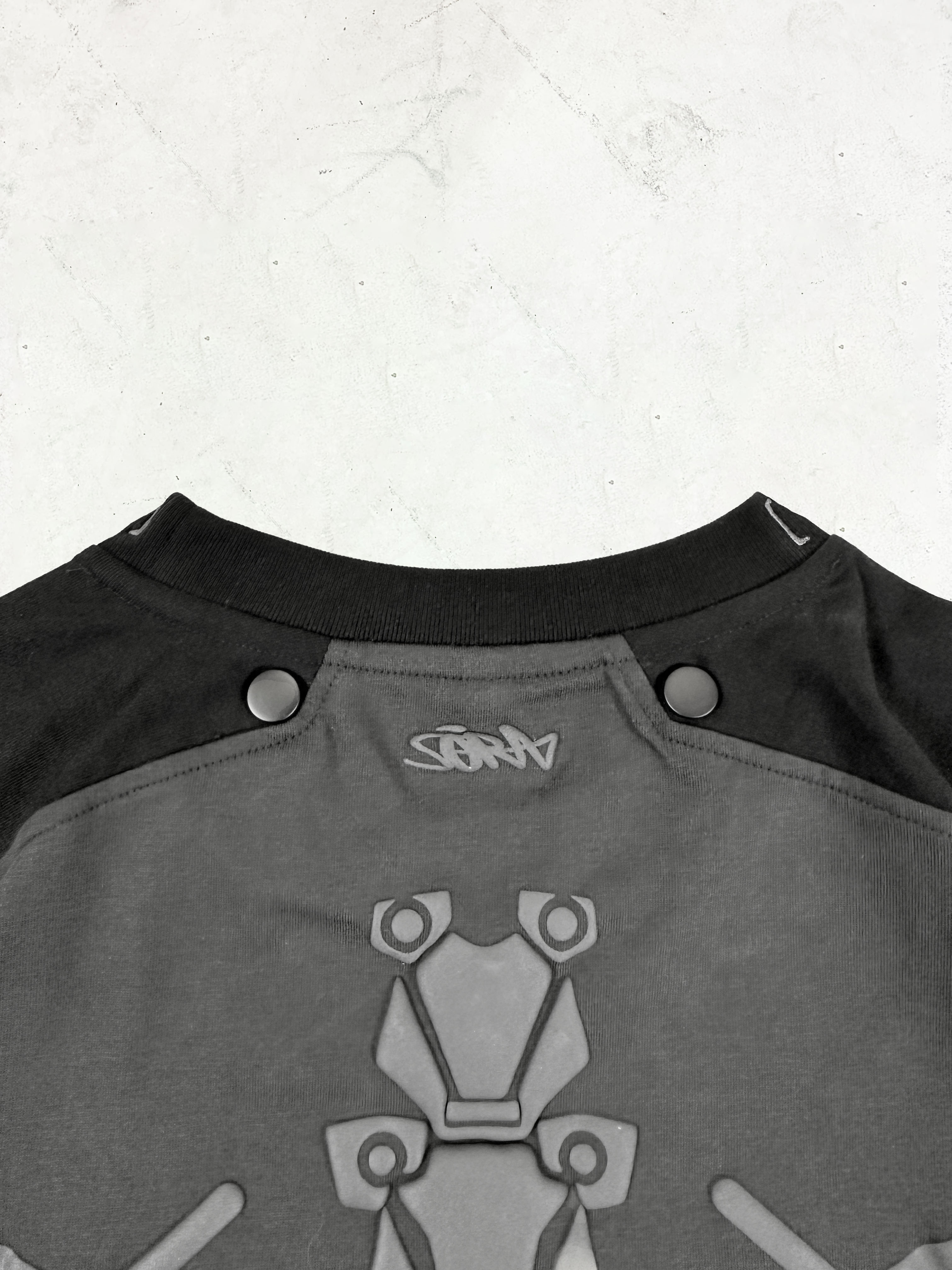 "CYBER" T-shirt Black-OSI