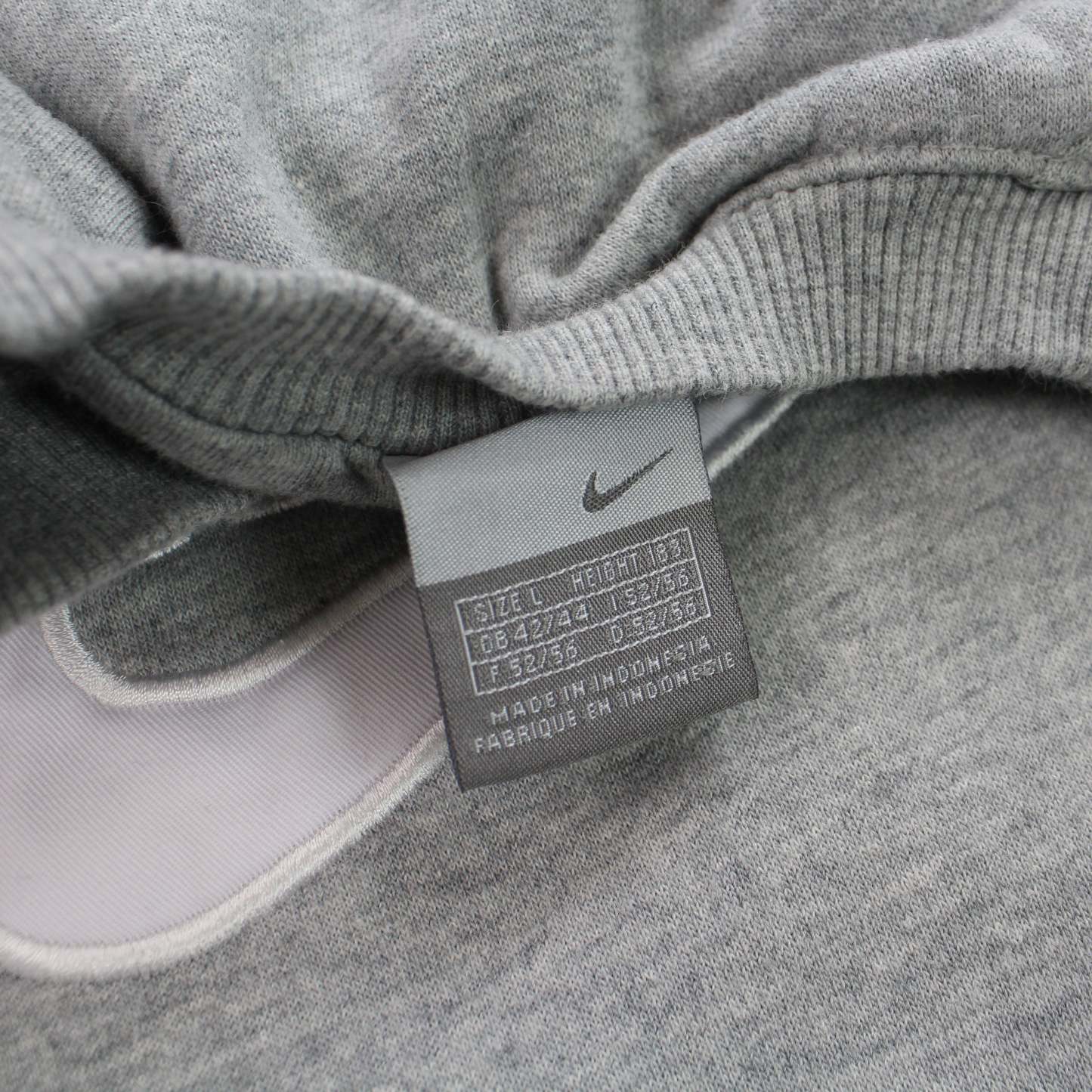 RARE 2000s  Sweatshirt Grey-OSI