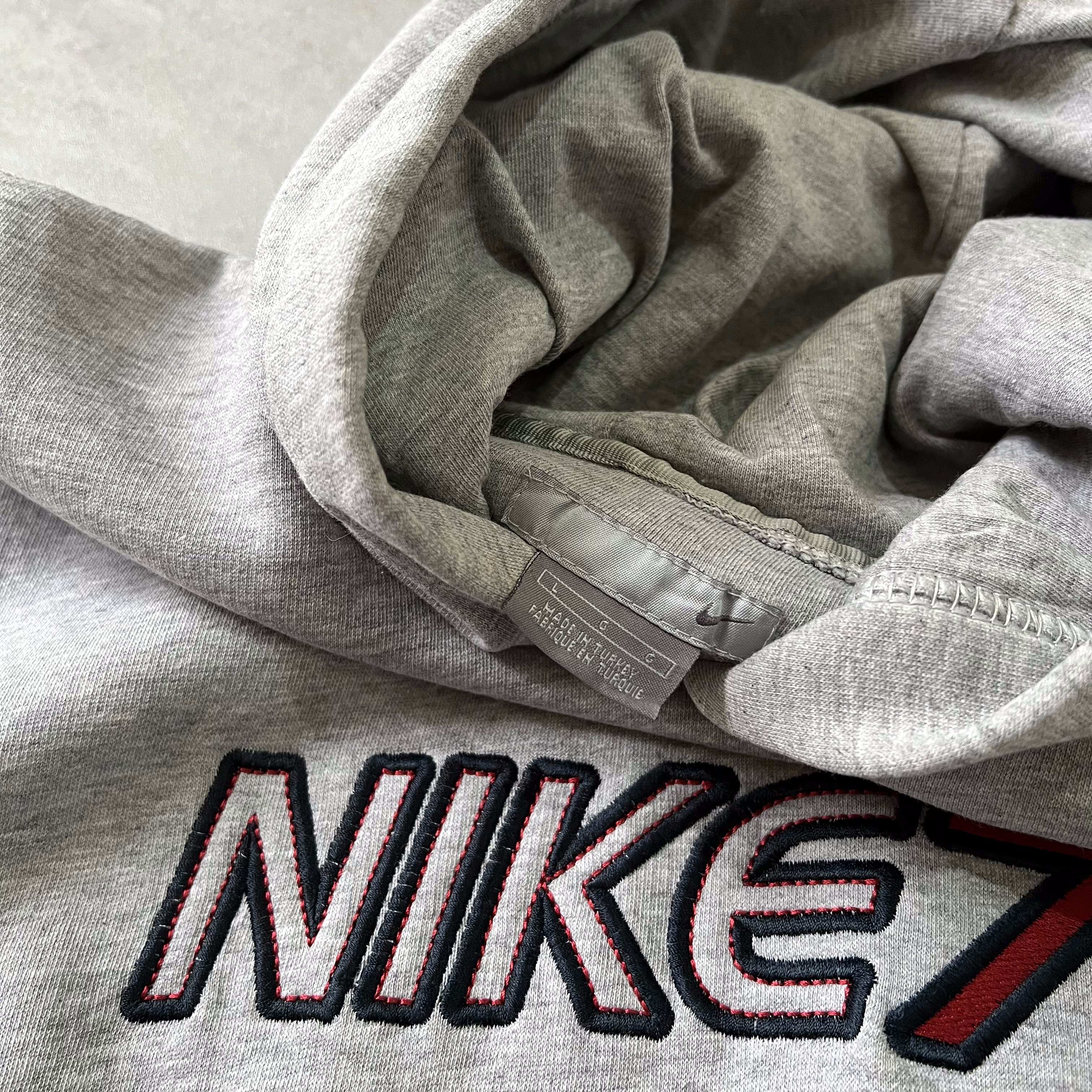 RARE 2000s hoodie-OSI