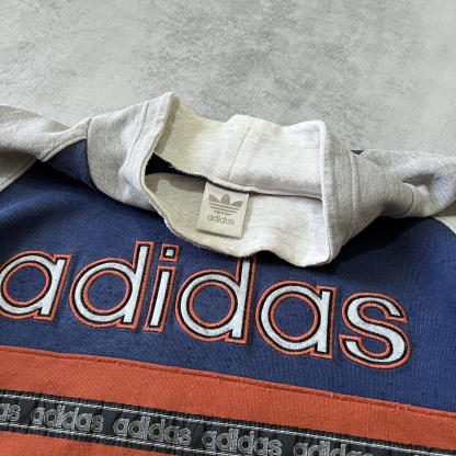 RARE 1990s heavyweight embroidered sweatshirt-OSI