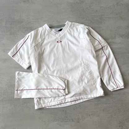 RARE 1990s heavyweight emboredired sweatshirt-OSI