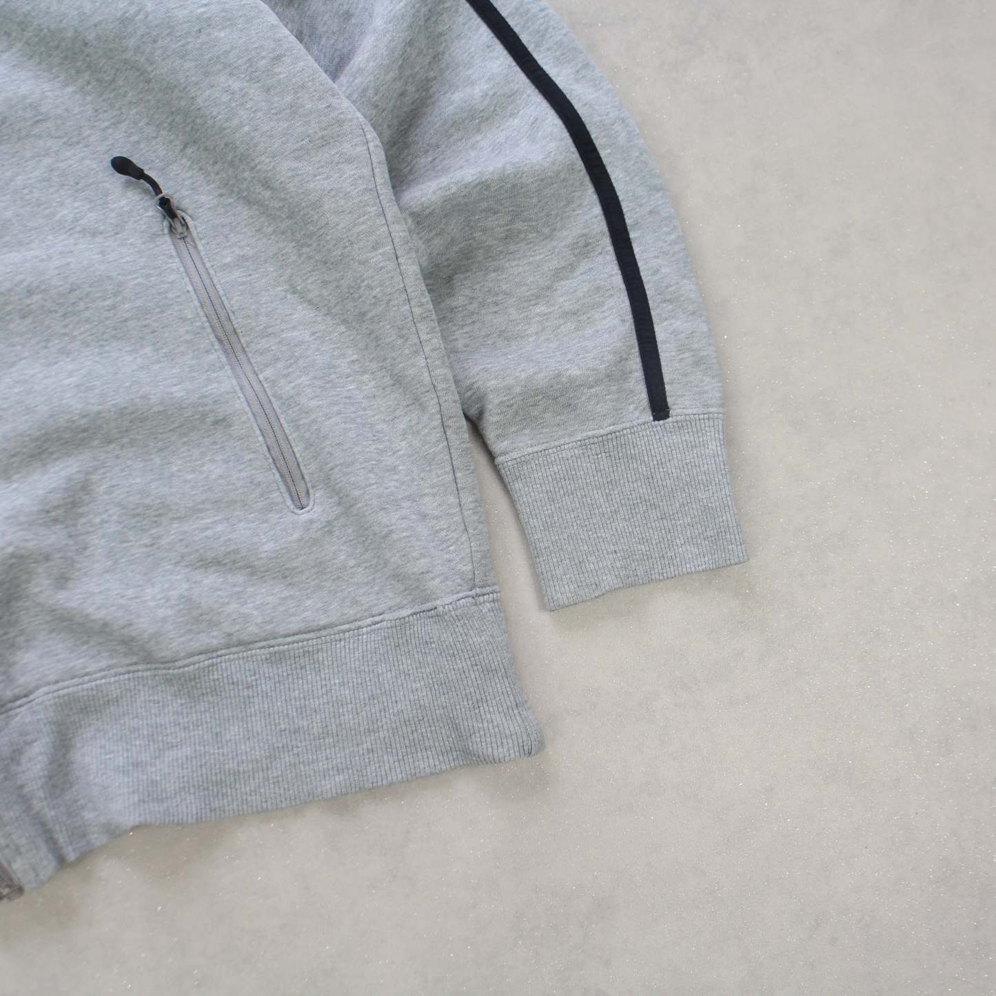 SUPER RARE 2000s  Zip Up Hoodie Grey-OSI