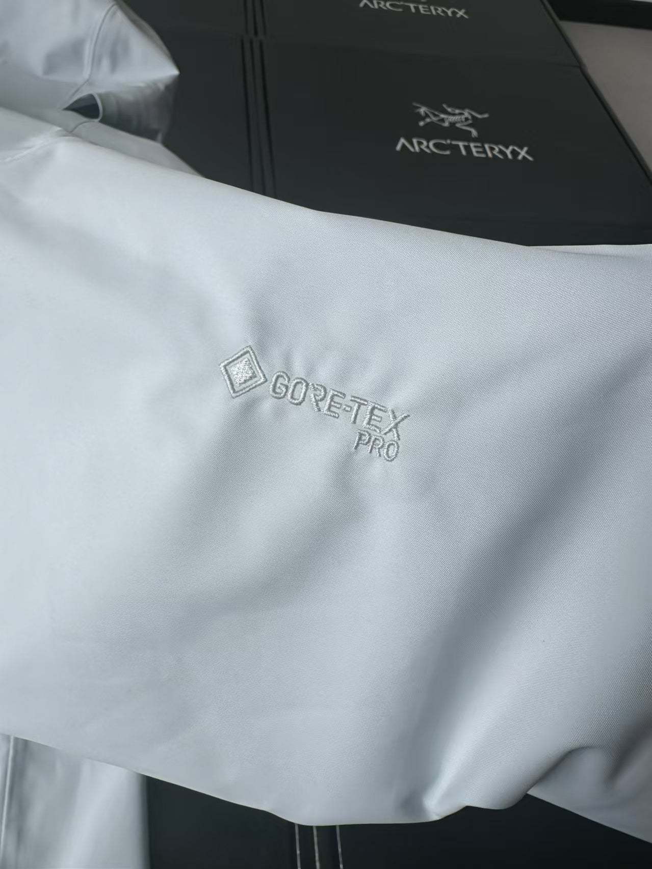 Alpha SV White Men's Shell Jacket-OSI