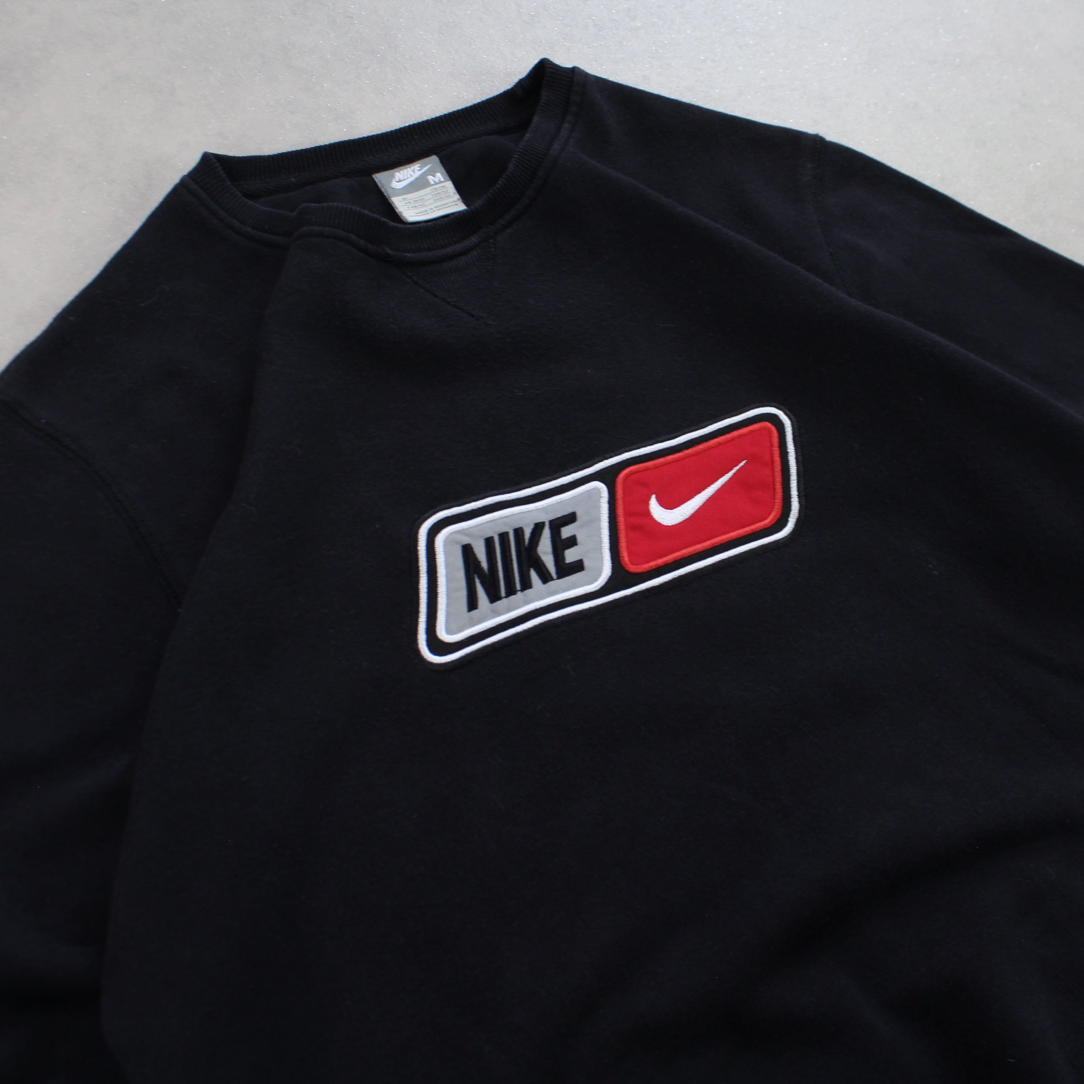 RARE 2000s  Sweatshirt Black-OSI