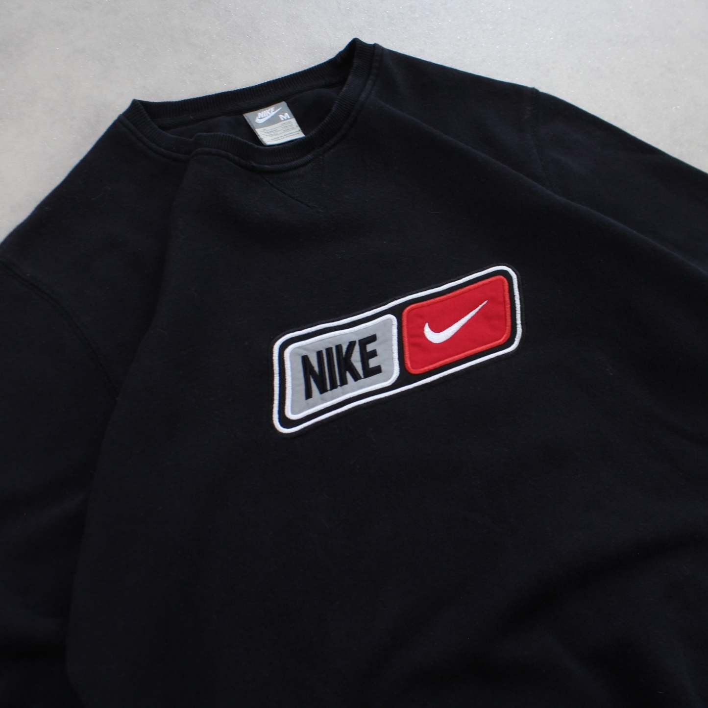 RARE 2000s  Sweatshirt Black-OSI