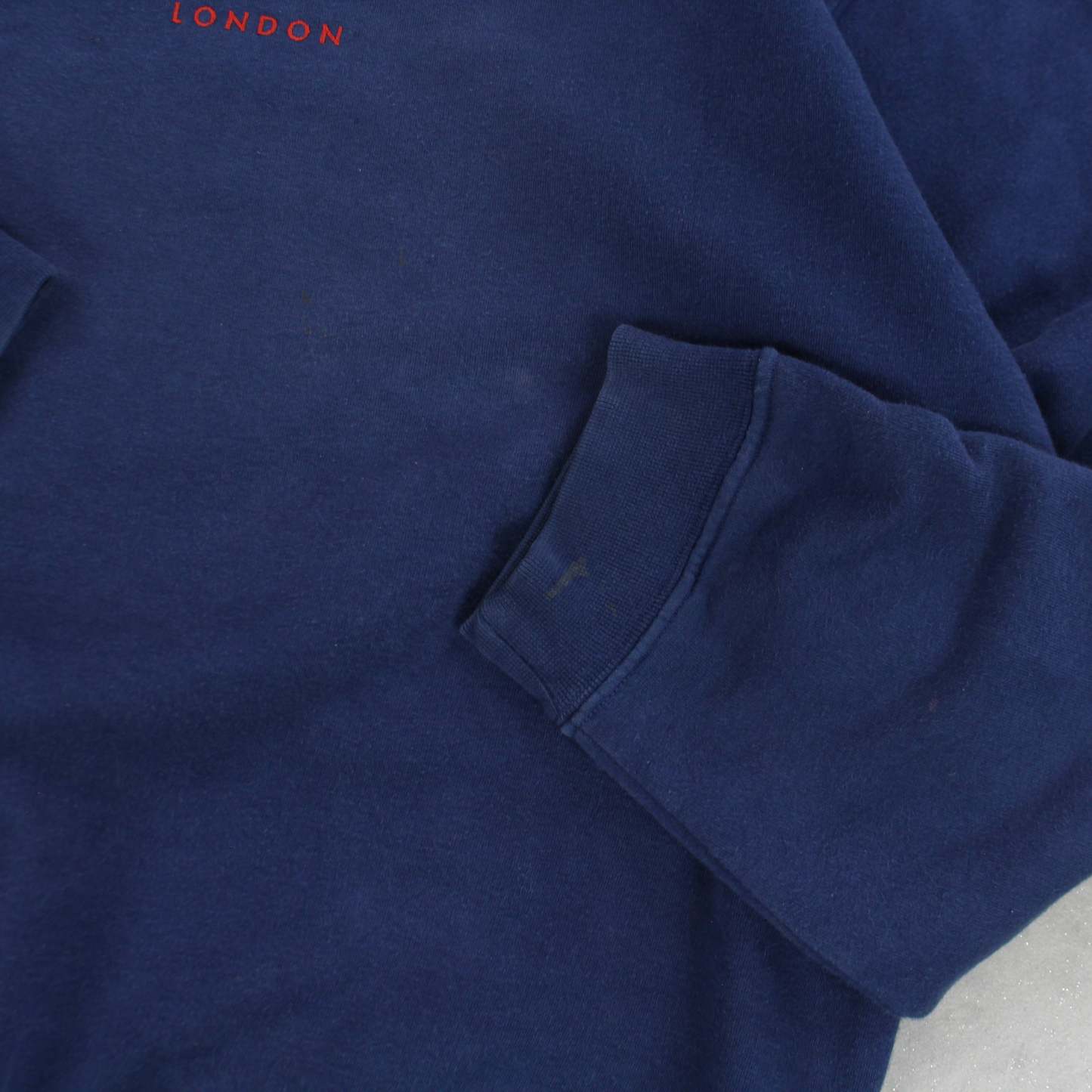 SUPER RARE 2000s  Town Sweatshirt Navy-OSI