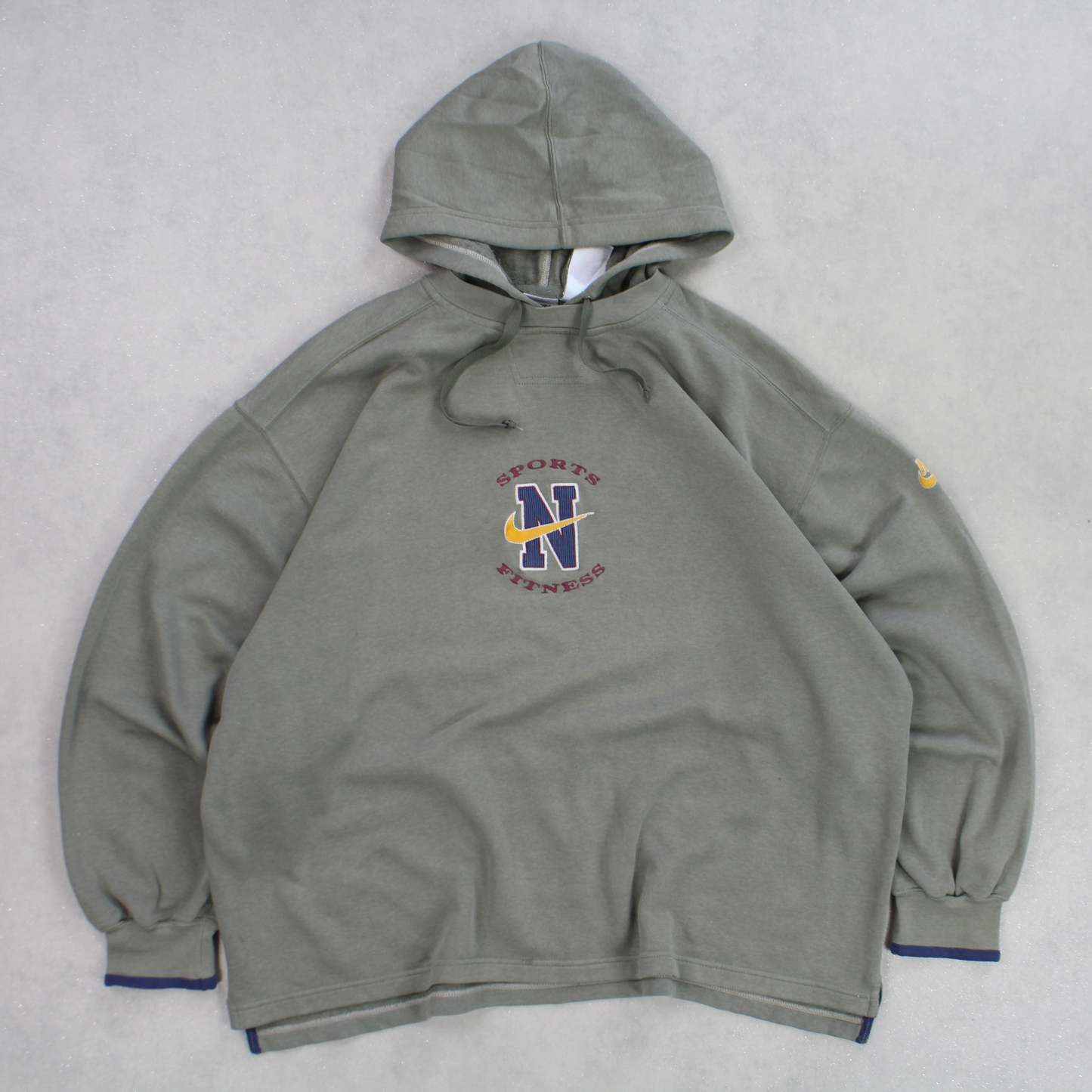 RARE 1990s  Sports & Fitness Hoodie Green-OSI