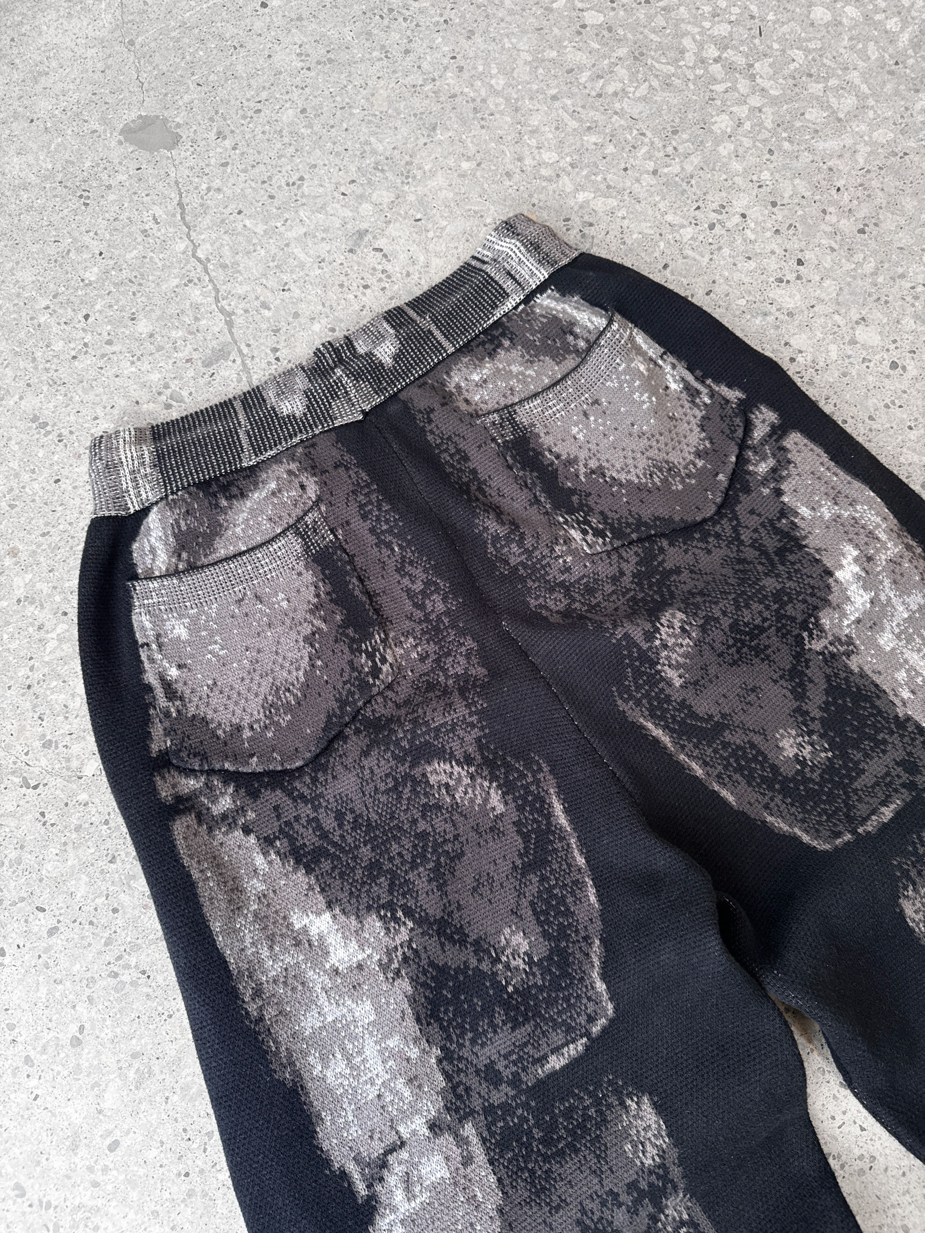 "WARRIOR" Sweatpants-OSI