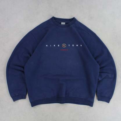 SUPER RARE 2000s  Town Sweatshirt Navy-OSI
